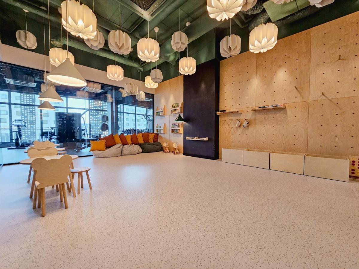 Urban Apartments Luxury Skyline Sokolska Towers 30A, 2 Free Garages, Gym & Sauna, Self Check-In Катовице Екстериор снимка